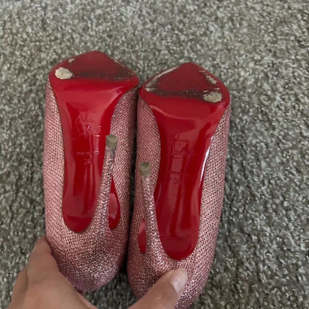 Christian Louboutin heels - Picture 4 of 5